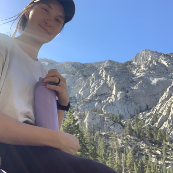 Meet your Posher, Savannah - Picture 4 of 8